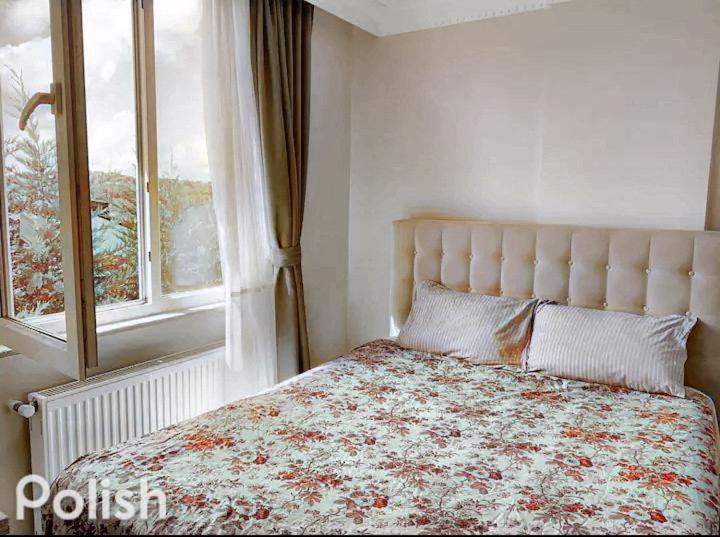 Ahmet Teacher Hotel, 5 Minutes From The Airport Arnavutkoy Kültér fotó