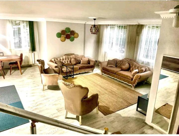 Ahmet Teacher Hotel, 5 Minutes From The Airport Arnavutkoy Kültér fotó