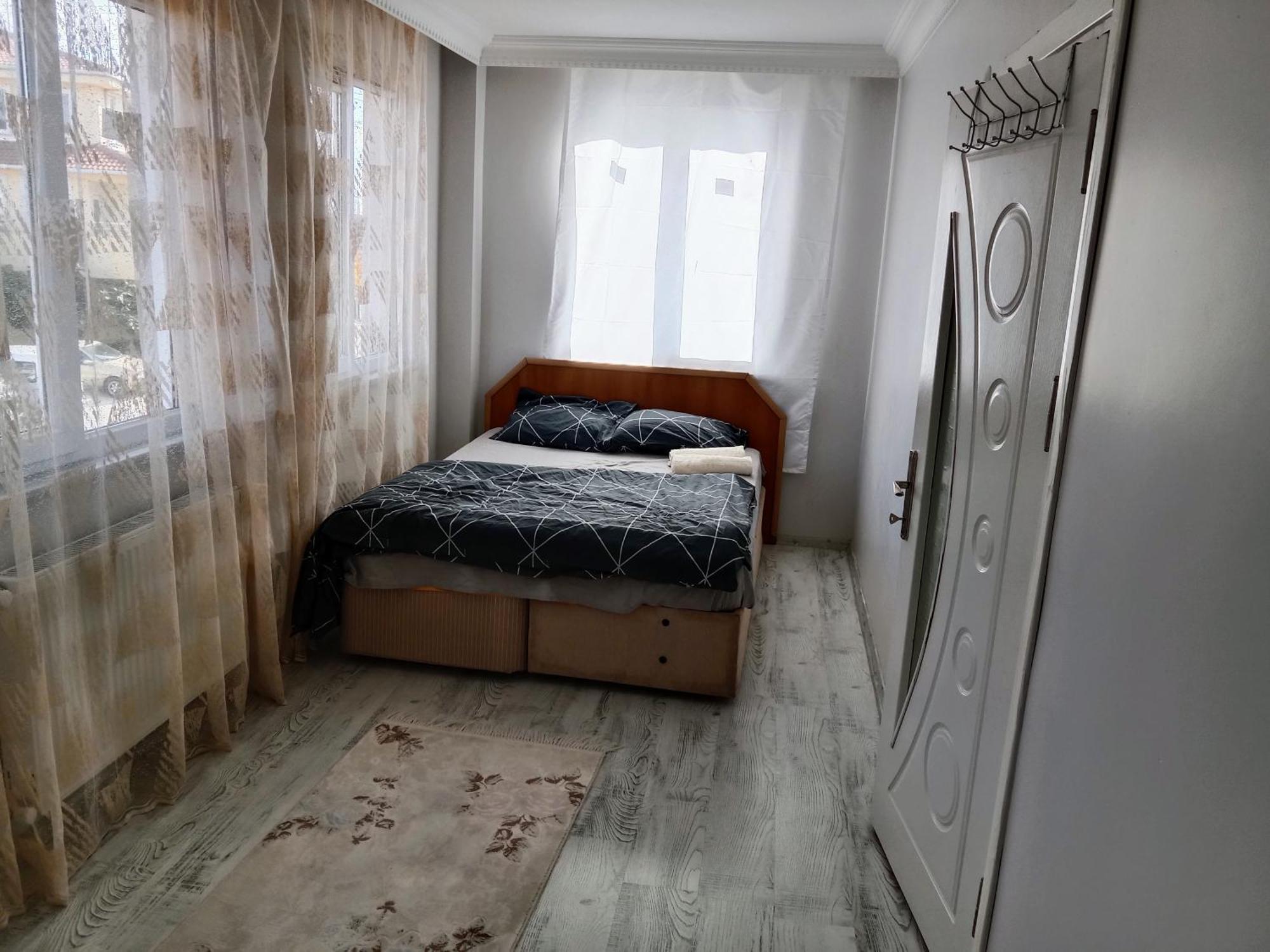 Ahmet Teacher Hotel, 5 Minutes From The Airport Arnavutkoy Kültér fotó