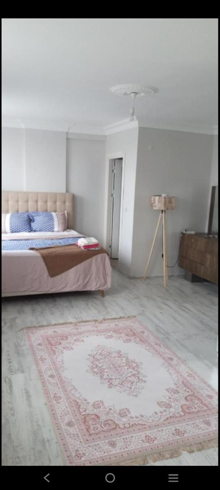 Ahmet Teacher Hotel, 5 Minutes From The Airport Arnavutkoy Kültér fotó