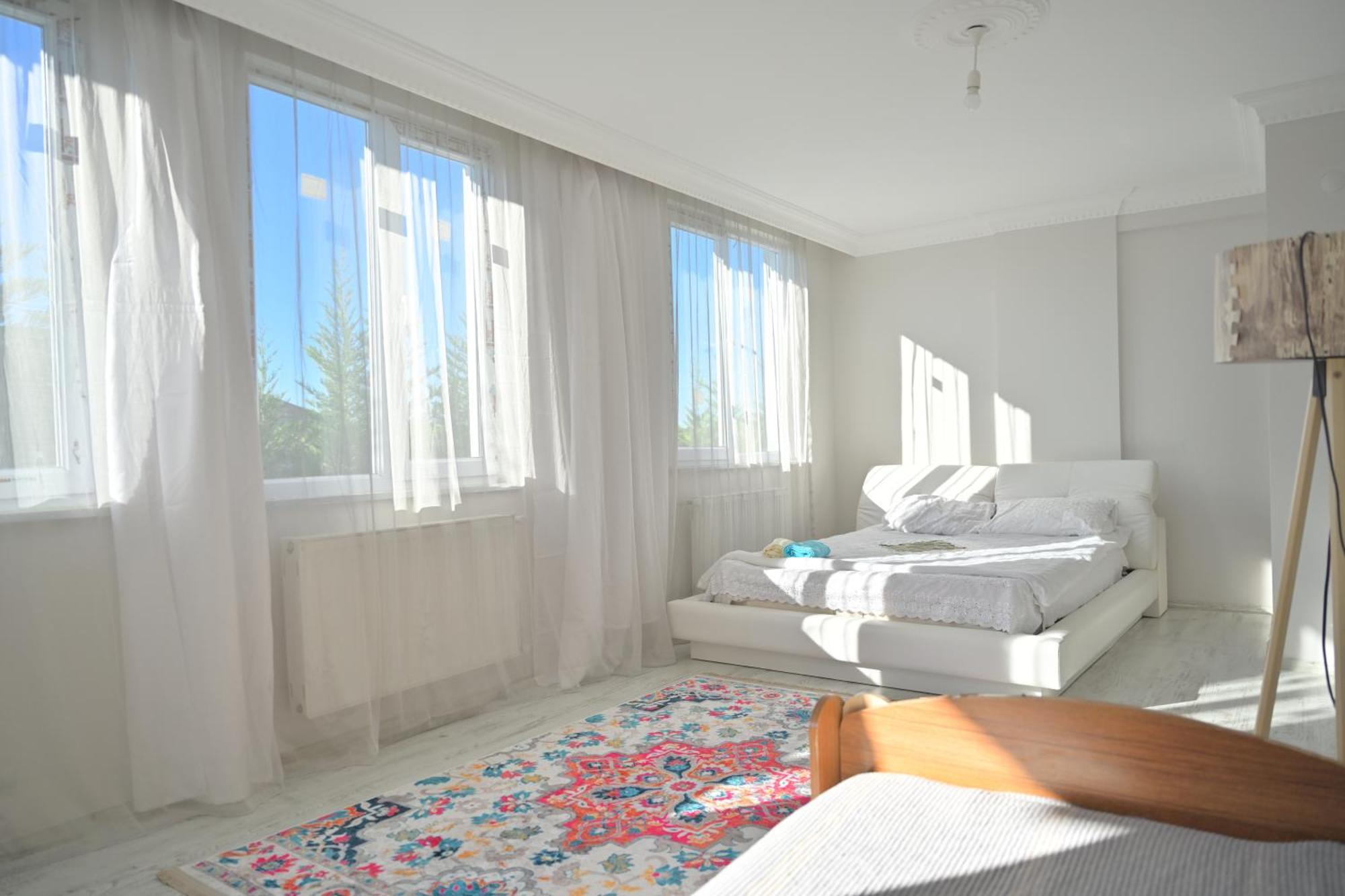 Ahmet Teacher Hotel, 5 Minutes From The Airport Arnavutkoy Kültér fotó