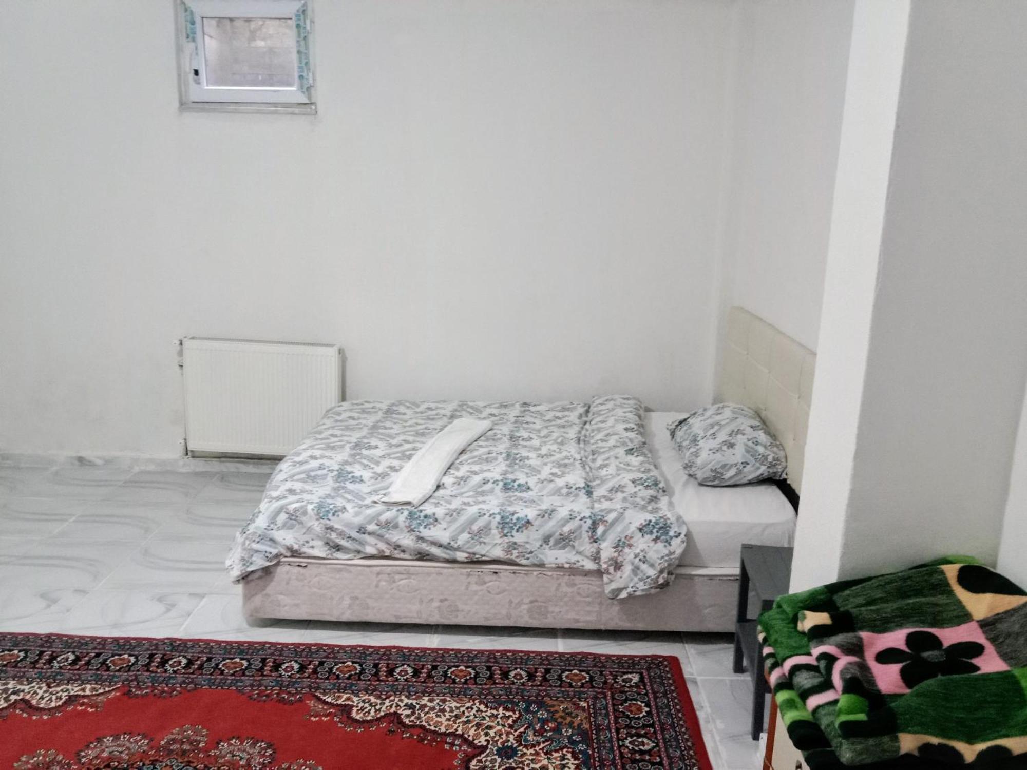 Ahmet Teacher Hotel, 5 Minutes From The Airport Arnavutkoy Szoba fotó